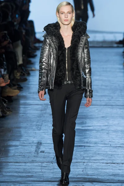 Look 1